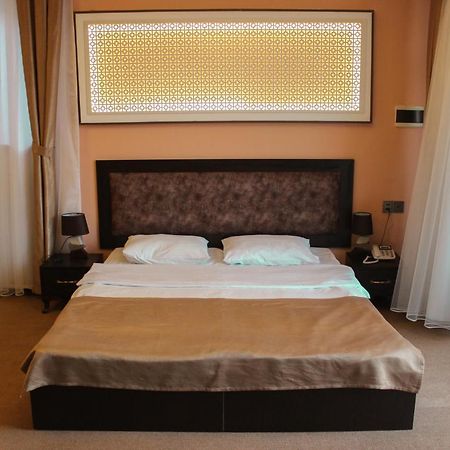 Twin Castle Boutique Hotel Baku Exterior photo