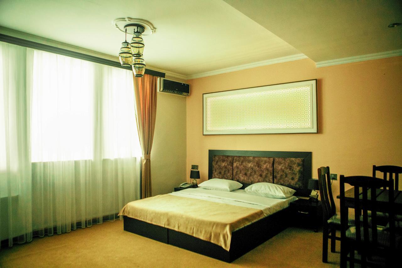 Twin Castle Boutique Hotel Baku Exterior photo