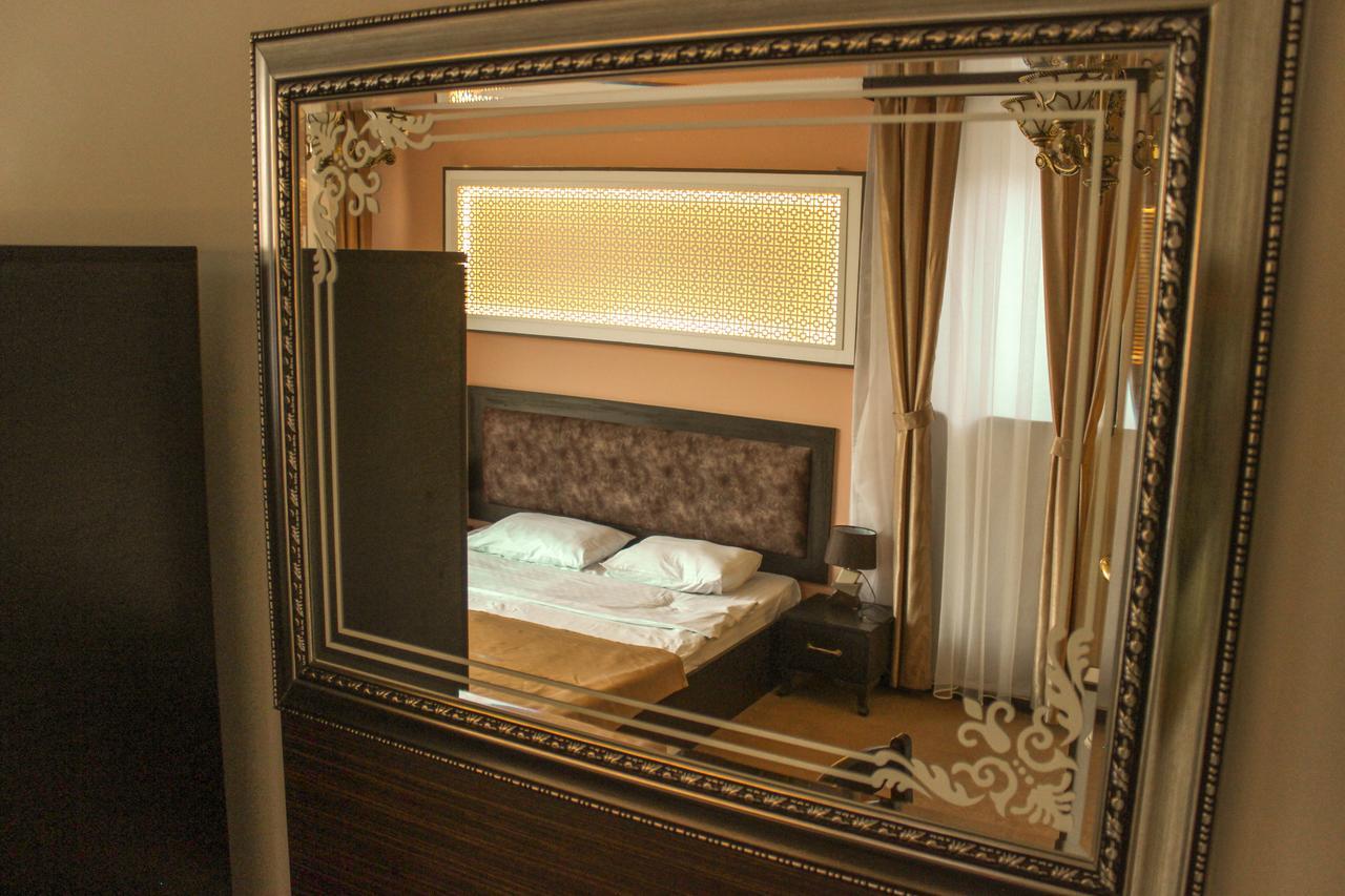 Twin Castle Boutique Hotel Baku Exterior photo