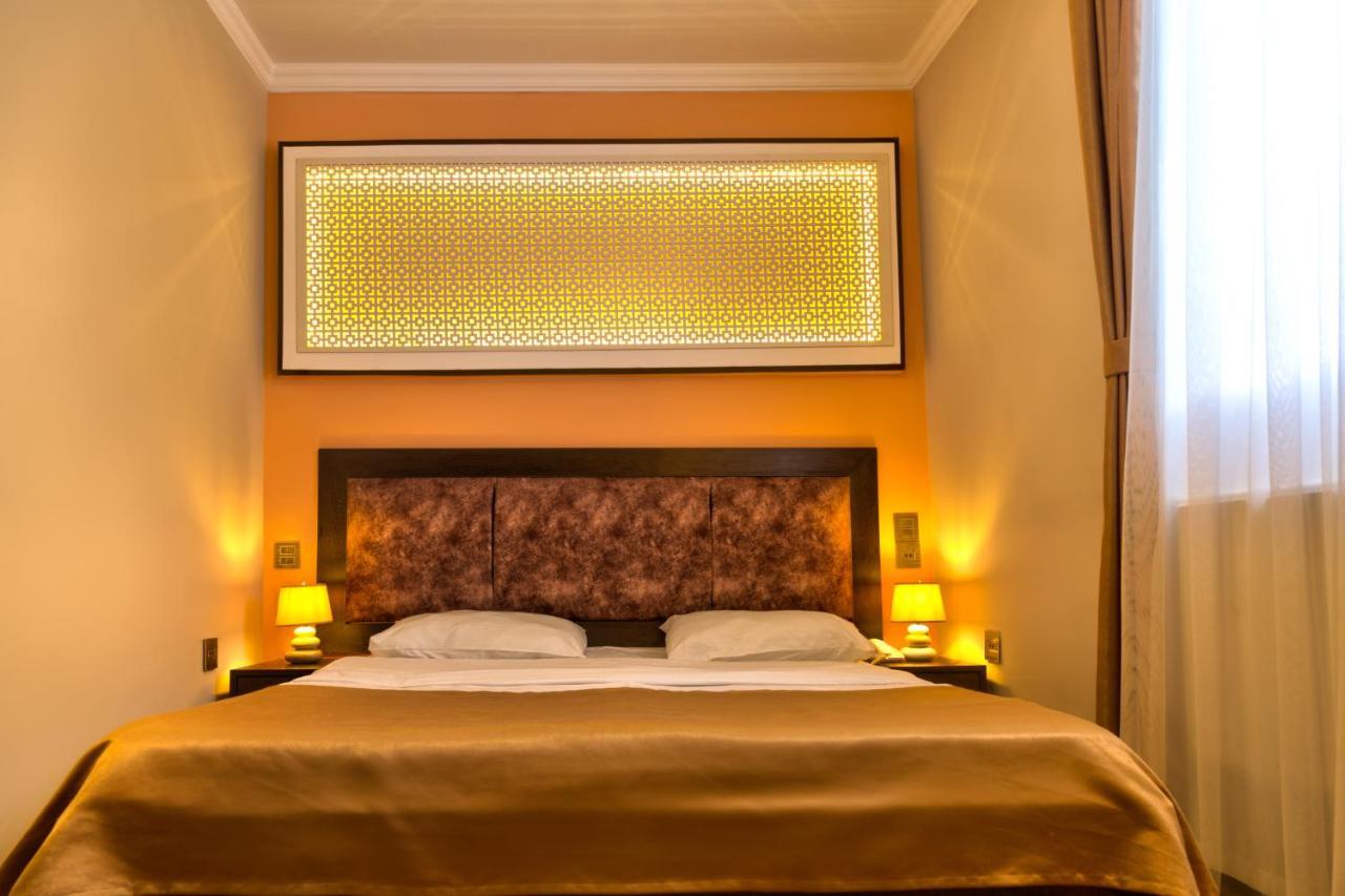 Twin Castle Boutique Hotel Baku Exterior photo